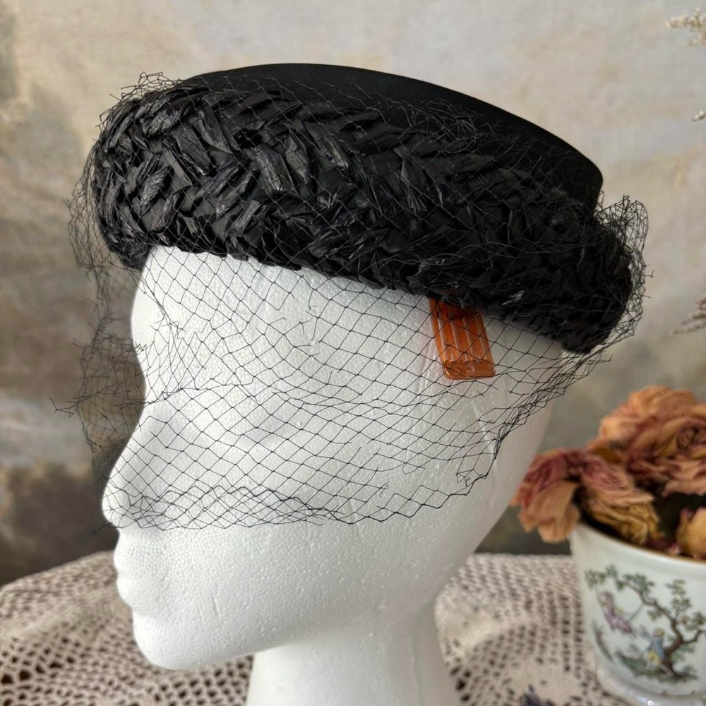 Vintage 50s Black Straw Pillbox Hat Woven Valerie Modes Veil Combs Old Hollywood